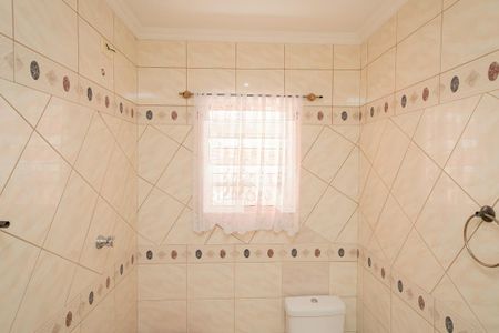 Casa à venda com 201m², 4 quartos e 3 vagas Casa à venda com 201m², 4 quartos e 3 vagasBanheiro 1