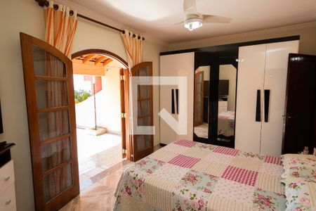 Casa à venda com 201m², 4 quartos e 3 vagas Casa à venda com 201m², 4 quartos e 3 vagasSuíte