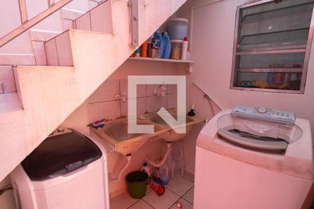 Casa à venda com 201m², 4 quartos e 3 vagas Casa à venda com 201m², 4 quartos e 3 vagasÁrea de Serviço 1