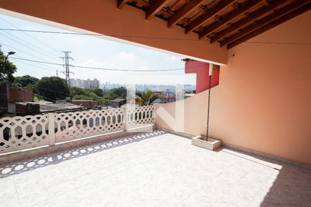 Casa à venda com 201m², 4 quartos e 3 vagas Casa à venda com 201m², 4 quartos e 3 vagasSacada - Suíte