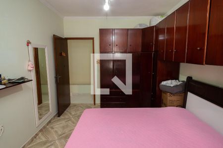 Casa à venda com 201m², 4 quartos e 3 vagas Casa à venda com 201m², 4 quartos e 3 vagasQuarto 2