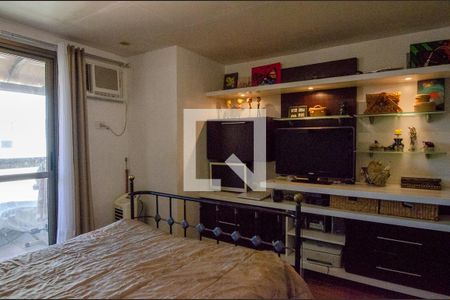 Apartamento à venda com 213m², 3 quartos e 3 vagas Apartamento à venda com 213m², 3 quartos e 3 vagasSuite 1