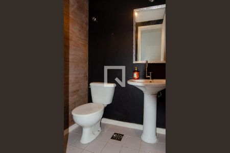 Apartamento à venda com 213m², 3 quartos e 3 vagas Apartamento à venda com 213m², 3 quartos e 3 vagasLavabo