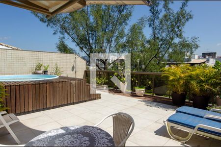 Apartamento à venda com 213m², 3 quartos e 3 vagas Apartamento à venda com 213m², 3 quartos e 3 vagasVaranda da Sala