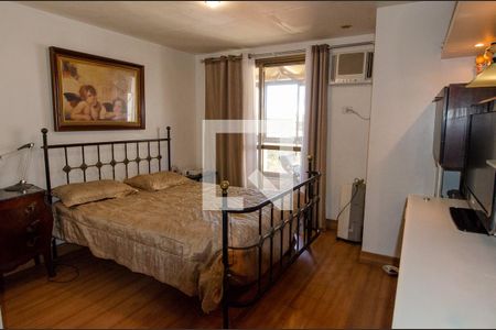 Apartamento à venda com 213m², 3 quartos e 3 vagas Apartamento à venda com 213m², 3 quartos e 3 vagasSuite 1