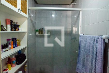 Apartamento à venda com 213m², 3 quartos e 3 vagas Apartamento à venda com 213m², 3 quartos e 3 vagasBanheiro da Suíte 2