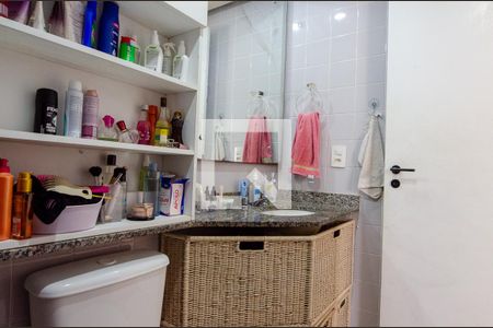 Apartamento à venda com 213m², 3 quartos e 3 vagas Apartamento à venda com 213m², 3 quartos e 3 vagasBanheiro da Suíte 3