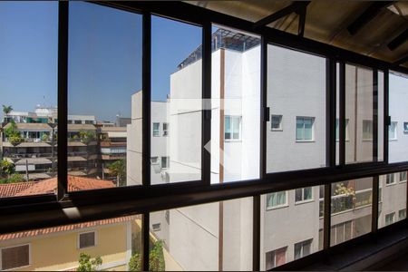 Apartamento à venda com 213m², 3 quartos e 3 vagas Apartamento à venda com 213m², 3 quartos e 3 vagasVaranda da suite 1