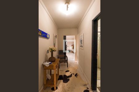 Apartamento à venda com 144m², 2 quartos e 1 vagaCorredor