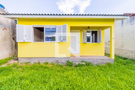 Casa à venda com 65m², 2 quartos e 3 vagas Casa à venda com 65m², 2 quartos e 3 vagasFachada