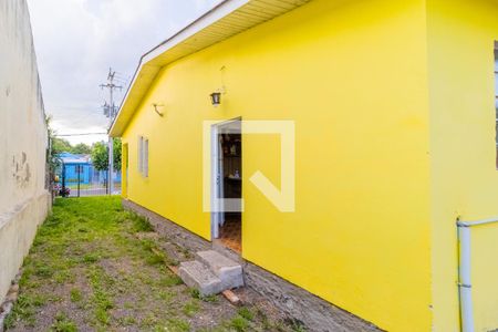 Casa à venda com 65m², 2 quartos e 3 vagas Casa à venda com 65m², 2 quartos e 3 vagasQuintal
