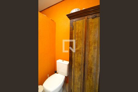 Casa à venda com 292m², 3 quartos e 3 vagasBanheiro