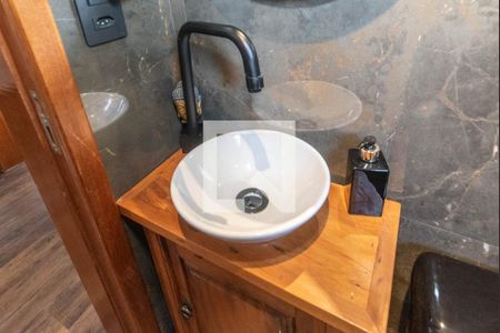 Apartamento à venda com 85m², 2 quartos e 1 vagaBanheiro Social