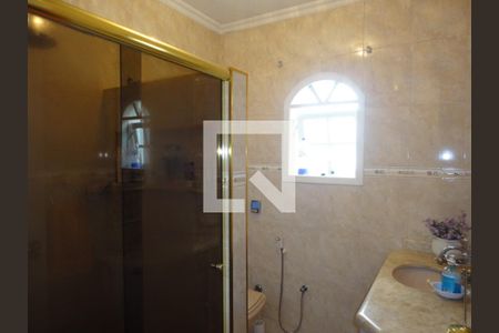 Casa à venda com 3 quartos, 130m² em Jardim Ester Yolanda, São Paulo