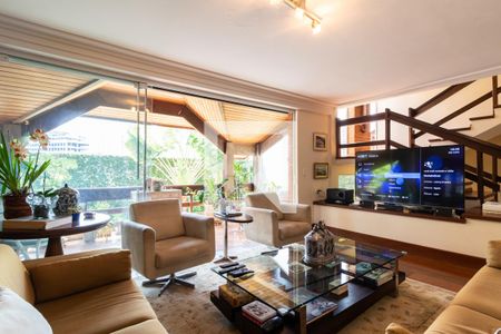 Sala de casa à venda com 3 quartos, 550m² em Planalto Paulista, São Paulo
