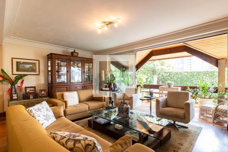 Casa à venda com 3 quartos, 550m² em Planalto Paulista, São Paulo