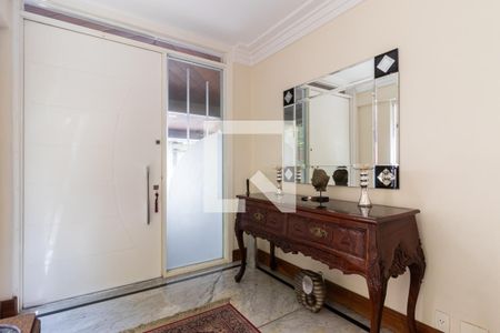 Hall Entrada de casa à venda com 3 quartos, 550m² em Planalto Paulista, São Paulo