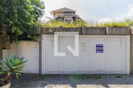 Fachada de casa à venda com 3 quartos, 550m² em Planalto Paulista, São Paulo