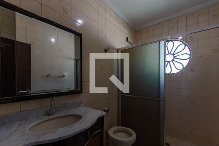 Casa à venda com 211m², 4 quartos e 3 vagasBanheiro Social 1