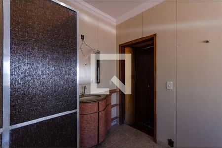 Casa à venda com 211m², 4 quartos e 3 vagasBanheiro Suíte