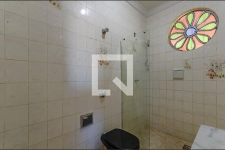 Casa à venda com 211m², 4 quartos e 3 vagasBanheiro Social 2