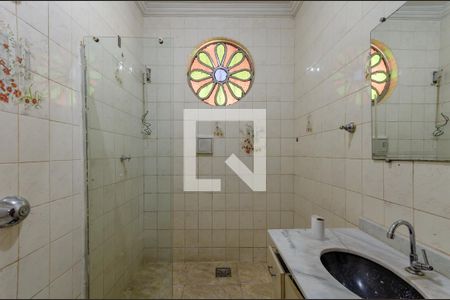 Casa à venda com 211m², 4 quartos e 3 vagasBanheiro Social 2