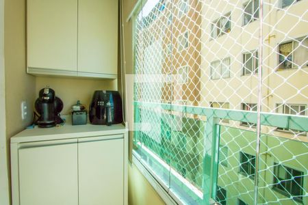 Varanda da sala de apartamento para alugar com 3 quartos, 67m² em Parque São Vicente, Mauá