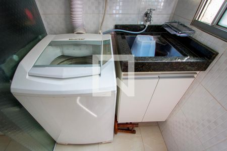 Apartamento para alugar com 67m², 3 quartos e 1 vagaÁrea de serviço