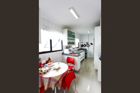 Cozinha de apartamento à venda com 4 quartos, 180m² em Vila Andrade, São Paulo