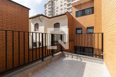 Casa para alugar com 390m², 5 quartos e 4 vagasÁrea Externa da Lavanderia