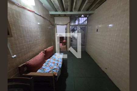 Hall de casa para alugar com 2 quartos, 156m² em Vila Tupi, Praia Grande