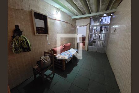 Hall de casa para alugar com 2 quartos, 156m² em Vila Tupi, Praia Grande