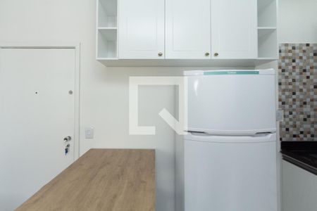 Sala/Cozinha de kitnet/studio para alugar com 1 quarto, 38m² em Indianópolis, São Paulo