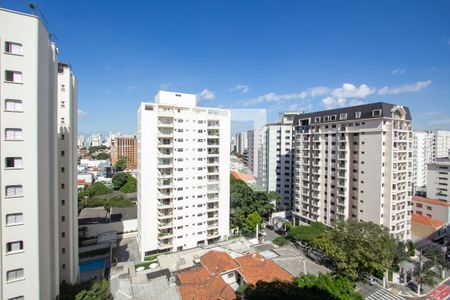Vista de kitnet/studio para alugar com 1 quarto, 38m² em Indianópolis, São Paulo