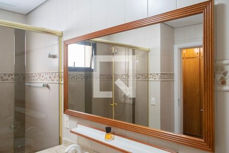 Apartamento à venda com 220m², 4 quartos e 4 vagas Apartamento à venda com 220m², 4 quartos e 4 vagasBanheiro quarto 3