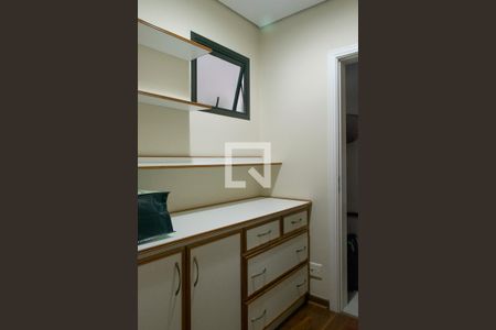 Apartamento à venda com 220m², 4 quartos e 4 vagas Apartamento à venda com 220m², 4 quartos e 4 vagasÁrea de Serviço