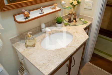 Apartamento à venda com 220m², 4 quartos e 4 vagas Apartamento à venda com 220m², 4 quartos e 4 vagasLavabo