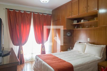 Apartamento à venda com 220m², 4 quartos e 4 vagas Apartamento à venda com 220m², 4 quartos e 4 vagasQuarto 3 suite