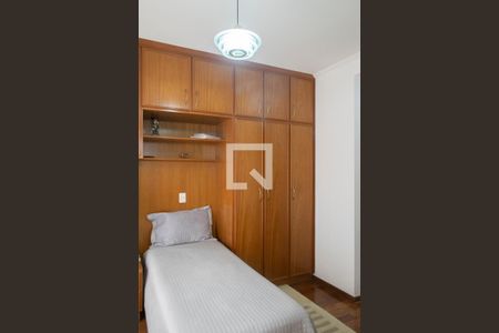 Apartamento à venda com 220m², 4 quartos e 4 vagas Apartamento à venda com 220m², 4 quartos e 4 vagasQuarto 2
