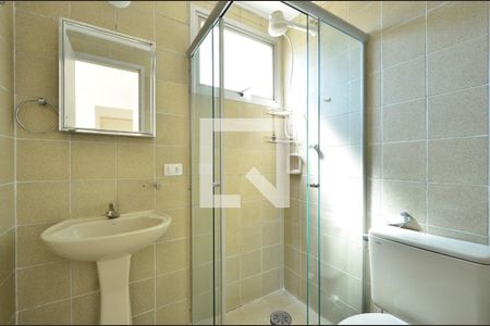 Banheiro de apartamento para alugar com 1 quarto, 33m² em Vila Clementino, São Paulo