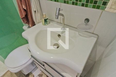 Casa à venda com 230m², 4 quartos e 1 vagaCasa 3 - banheiro