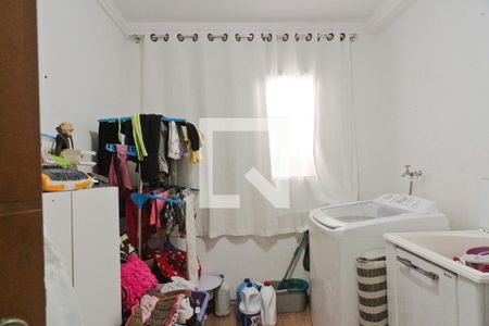 Casa à venda com 230m², 4 quartos e 1 vagaÁrea de Serviço