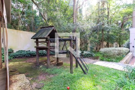 Apartamento à venda com 100m², 2 quartos e 2 vagasÁrea comum - Playground