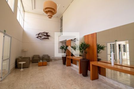 Hall social de apartamento à venda com 2 quartos, 70m² em Santo Amaro, São Paulo