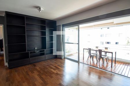 Sala de apartamento à venda com 2 quartos, 70m² em Santo Amaro, São Paulo