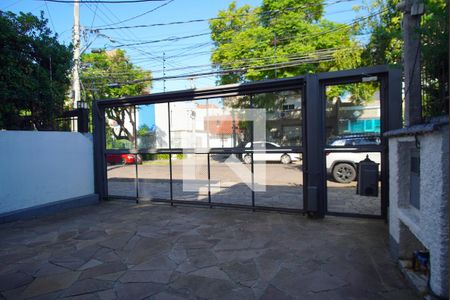 Casa à venda com 340m², 4 quartos e 2 vagasPátio _Frente