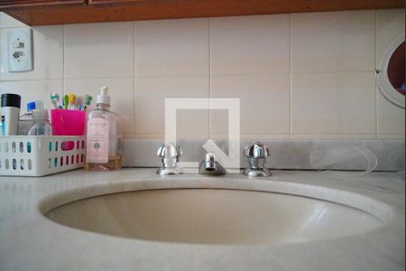 Casa à venda com 340m², 4 quartos e 2 vagasBanheiro Corredor 