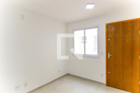 Sala de apartamento para alugar com 2 quartos, 37m² em Jardim Helena, São Paulo