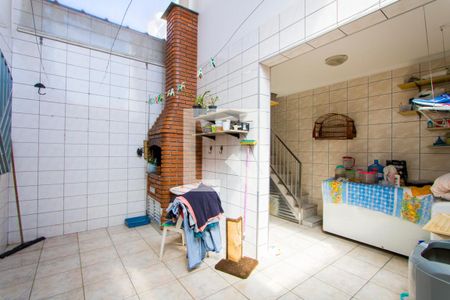 Apartamento para alugar com 166m², 3 quartos e 2 vagas Apartamento para alugar com 166m², 3 quartos e 2 vagasÁrea de serviço/Quintal