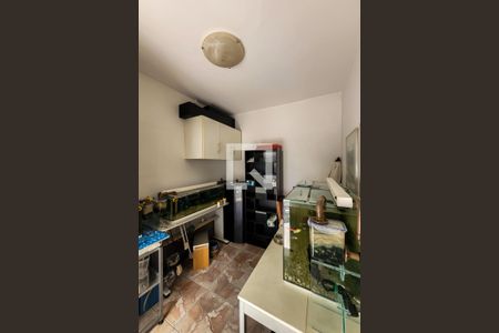 Casa à venda com 200m², 3 quartos e 2 vagas Casa à venda com 200m², 3 quartos e 2 vagasQuarto de Serviço